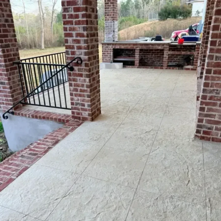 stamped concrete walkway with cobblestone pattern, Montgomery, Texas